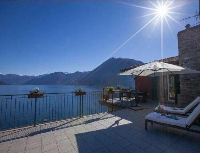 Luxury Penthouse With Big Terrace Appartement Argegno Buitenkant foto