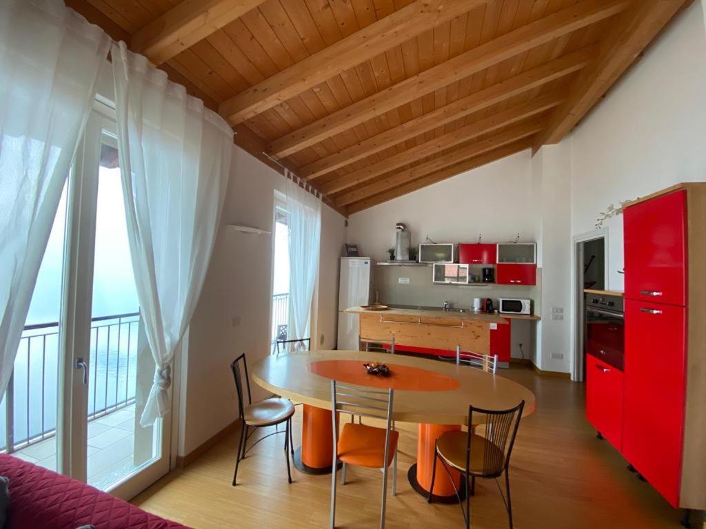 Luxury Penthouse With Big Terrace Appartement Argegno Buitenkant foto