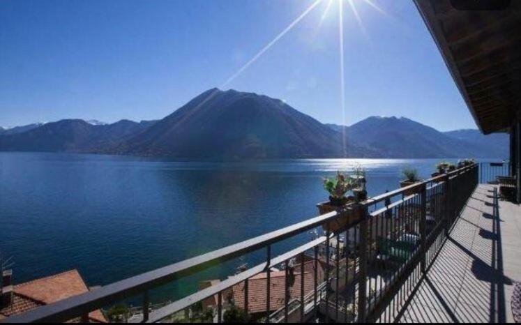 Luxury Penthouse With Big Terrace Appartement Argegno Buitenkant foto