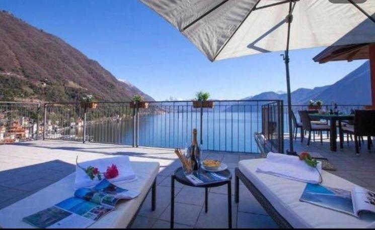 Luxury Penthouse With Big Terrace Appartement Argegno Buitenkant foto